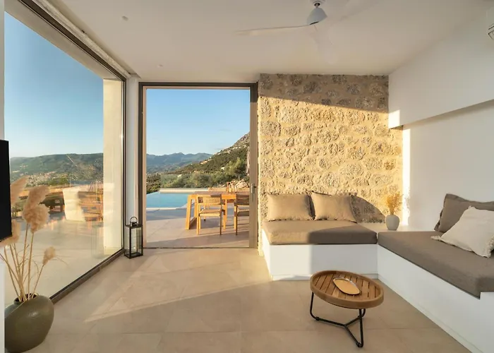 Milos * ורגה קלמטה